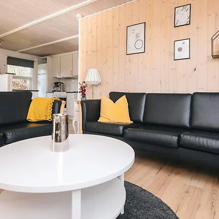 Сasa de vacaciones 6 Person In *