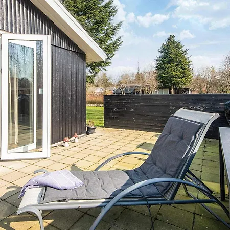 6 Person In * Ansager