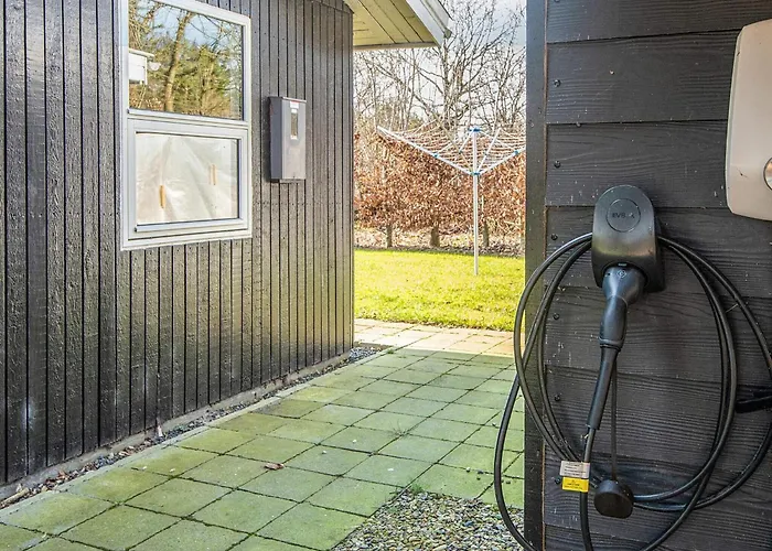 6 Person In * Ansager